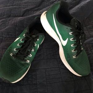 Green Nike Zoom Pegasus